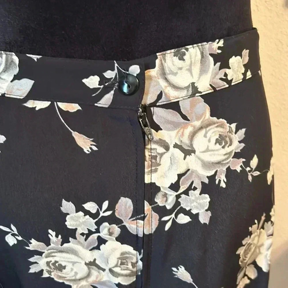 Floral maxi skirt - Picture 3 of 5